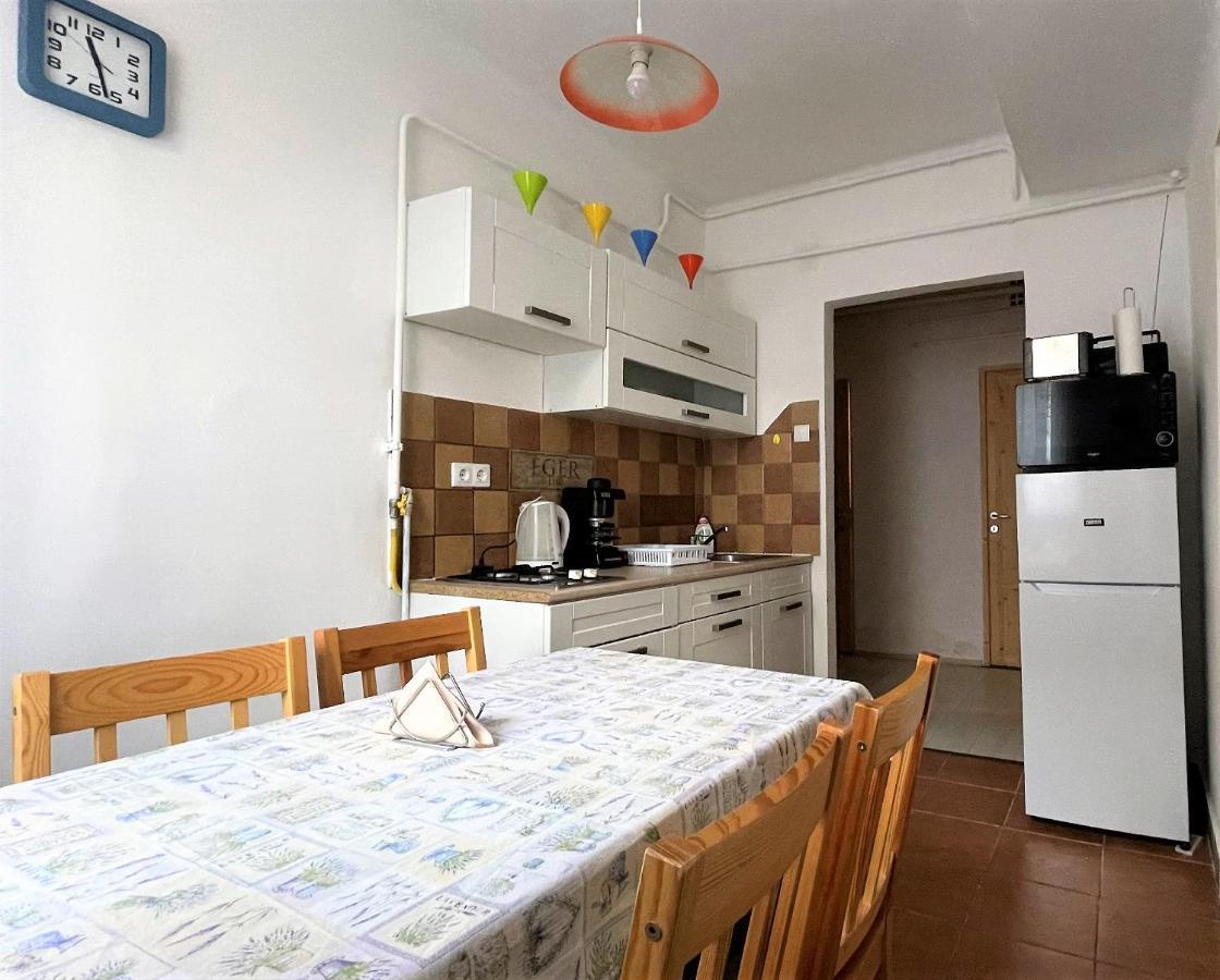 Evi Apartman Эгер Экстерьер фото