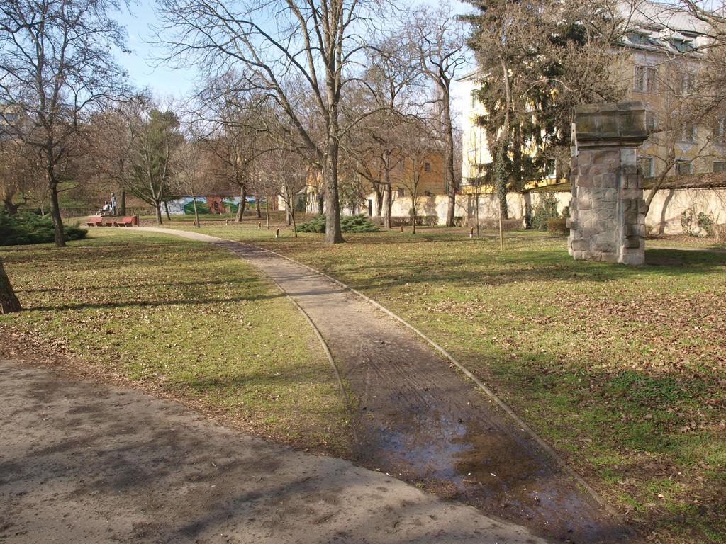 Evi Apartman Эгер Экстерьер фото