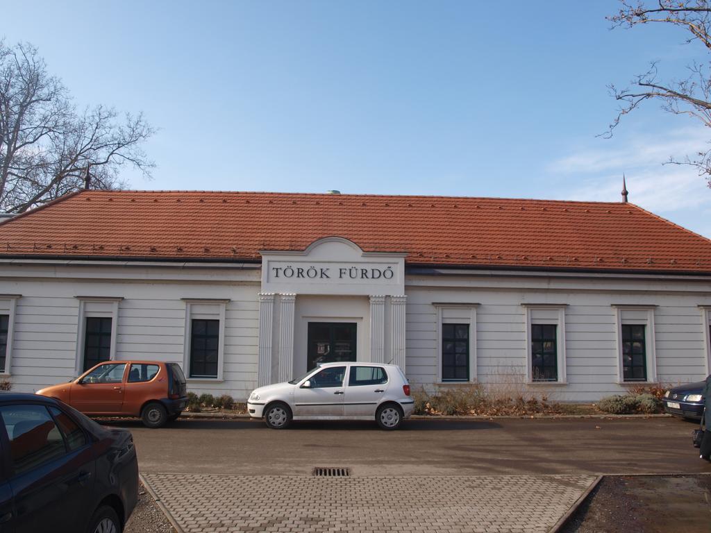 Evi Apartman Эгер Экстерьер фото